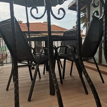 кулата Apartment